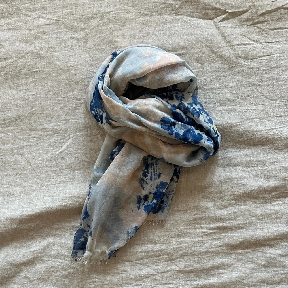 Blue and Cream Patterned Scarf